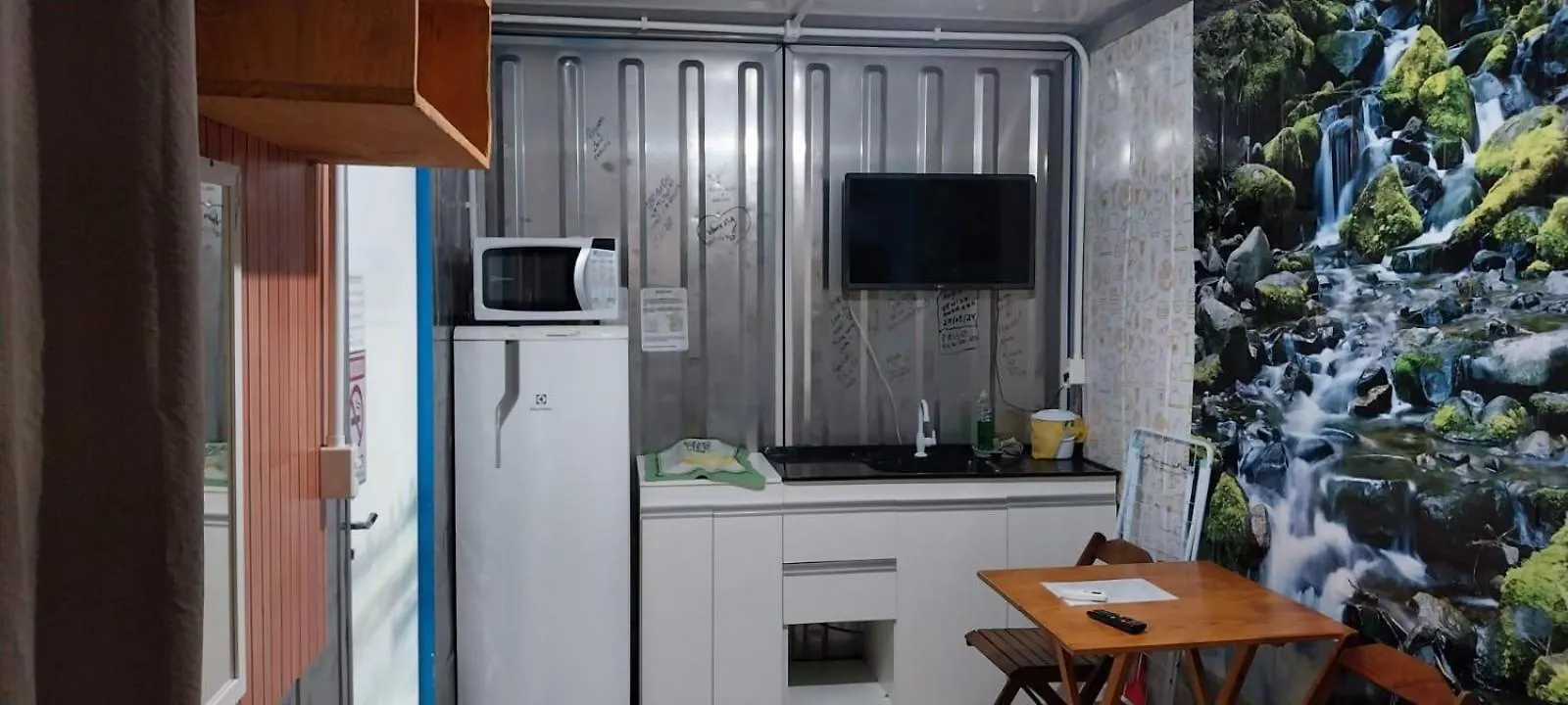 Apartamento Morada Sol e Lua Container Guarda do Embaú com Ar condicionado
